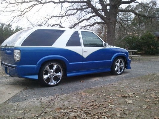 Image 1 of 2001 Chevrolet Blazer…