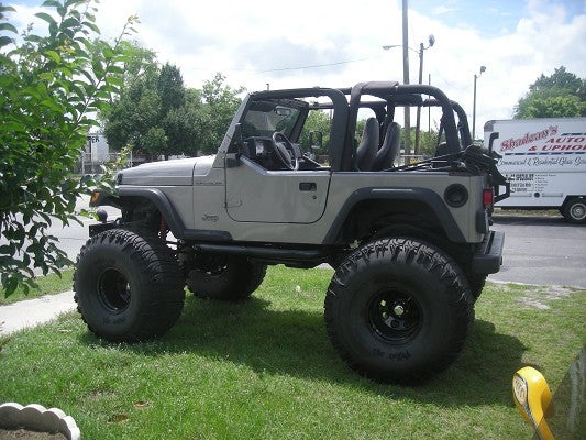 Used jeep wranglers lifted